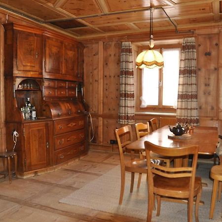 Ferienwohnung Chasa Genuina Ftan Exterior foto